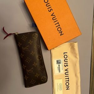 ❤️ AUTHENTIC Louis Vuitton Clemence Wallet EUC 💕